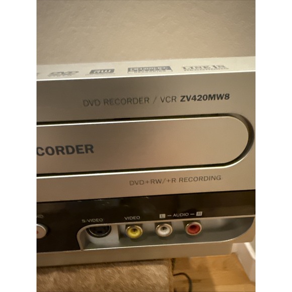 Magnavox ZV420MW8 VCR DVD Recorder Combo. Works Perfect - Picture 3 of 6